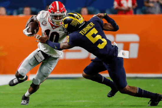 College Football Playoff: Apple negocia direitos de transmissão para 2026